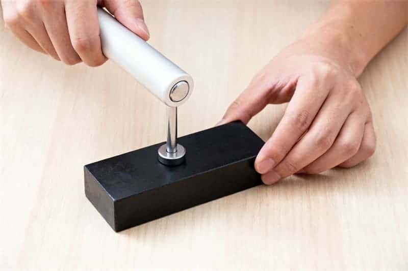 How to Demagnetize A Magnet